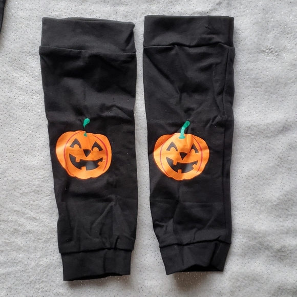 Babies First Halloween Outfit / Pumpkin Costume - Picture 3 of 5